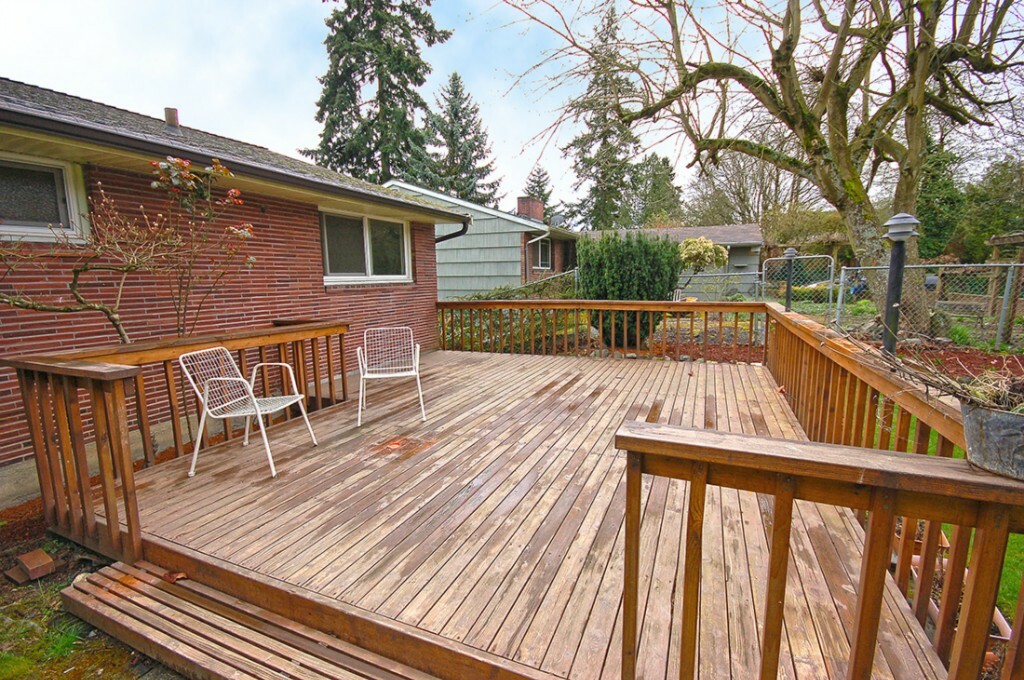 Property Photo:  13324 3rd Ave NE  WA 98125 