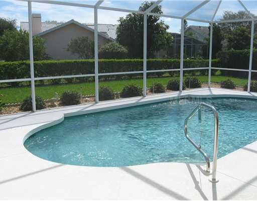 Property Photo:  1078 Eisenhower Drive  FL 34275 