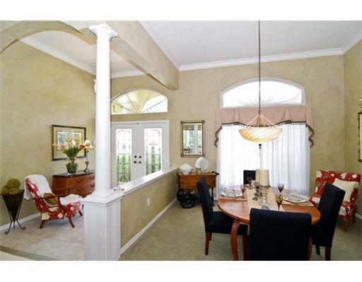 Property Photo:  318 Old Oak Circle  FL 34683 