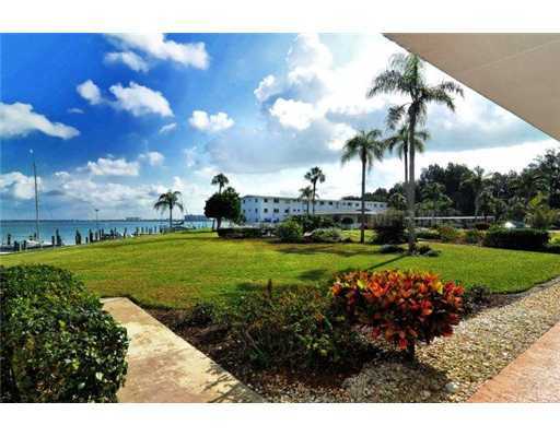 Property Photo:  765 John Ringling Boulevard 7  FL 34236 