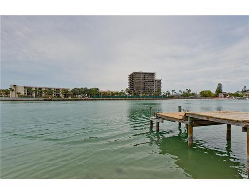 Property Photo: 655 77th Ave FL 33706