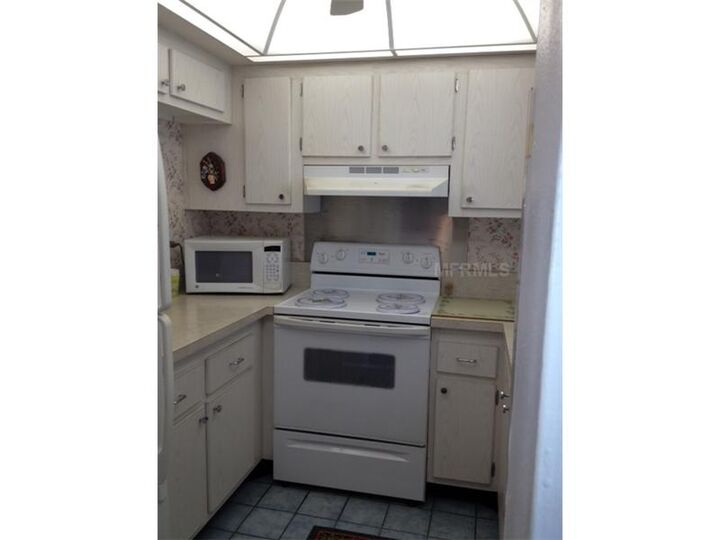 Property Photo:  304 47th Avenue Drive W 309  FL 34207 