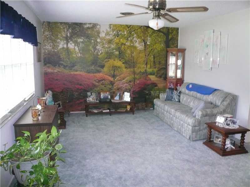 Property Photo:  511 E Baffin Drive  FL 34293 