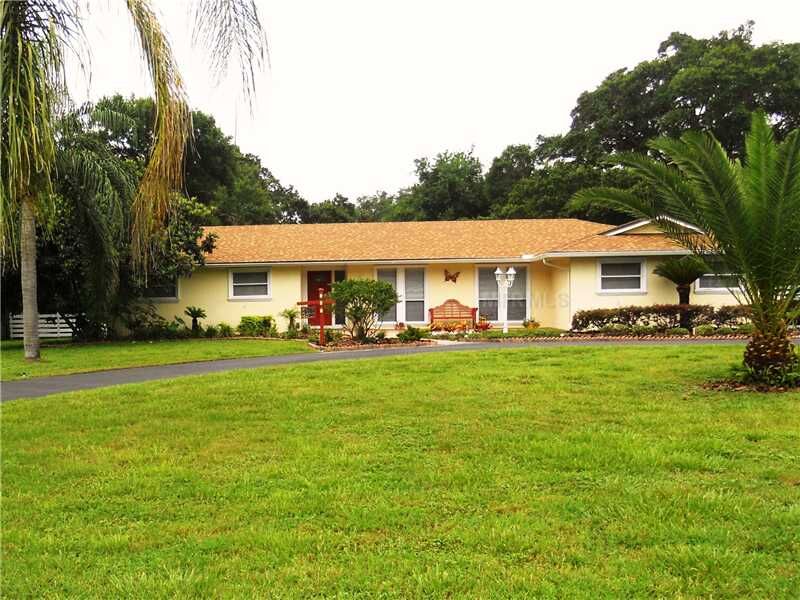 Property Photo:  109 Sandy Oaks Place  FL 32779 