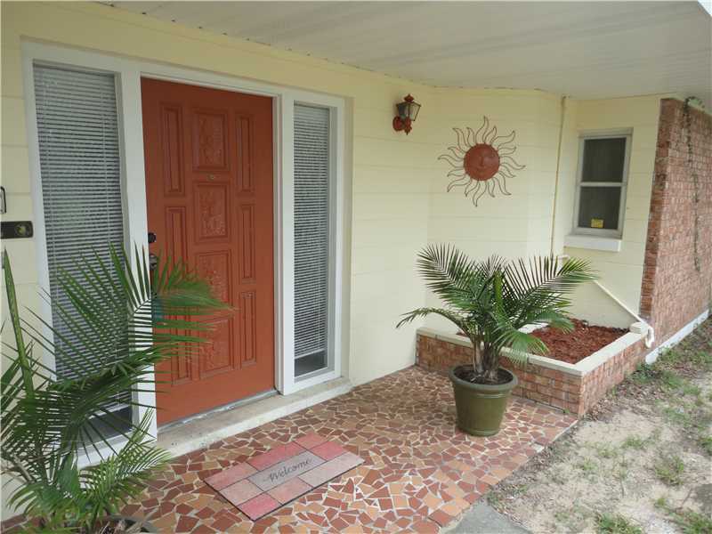 Property Photo:  18 South  FL 33837 