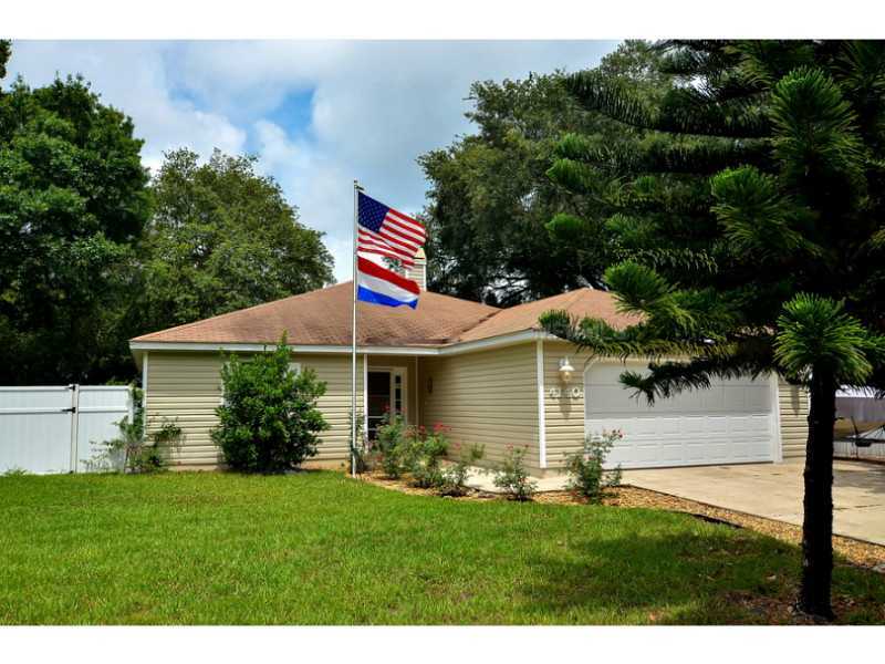 Property Photo:  4140 Augustine Avenue  FL 34231 