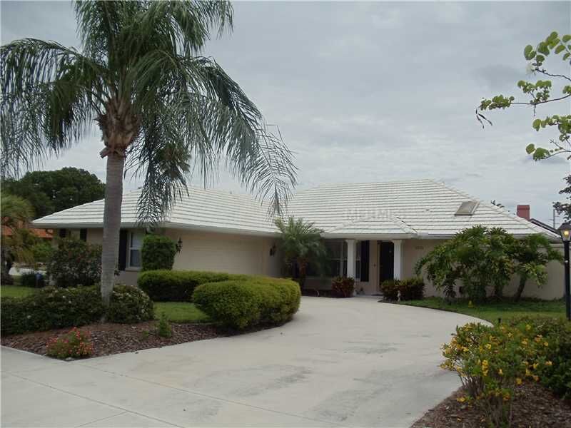 Property Photo:  1021 Aron Circle  FL 34275 