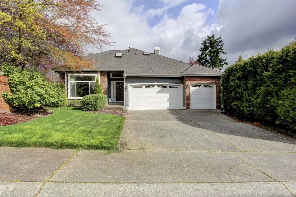 Property Photo:  13002 NE 197th Place  WA 98072 