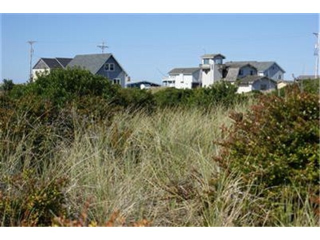 Property Photo:  1021 Ocean Shores Blvd  WA 98569 