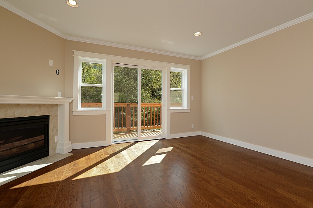 Property Photo: 5076 Delridge Wy SW WA 98106
