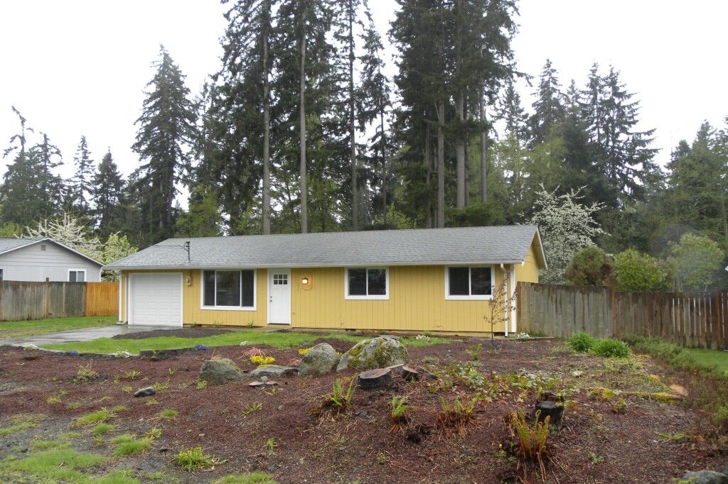 Property Photo:  6531 193th Ave E  WA 98391 