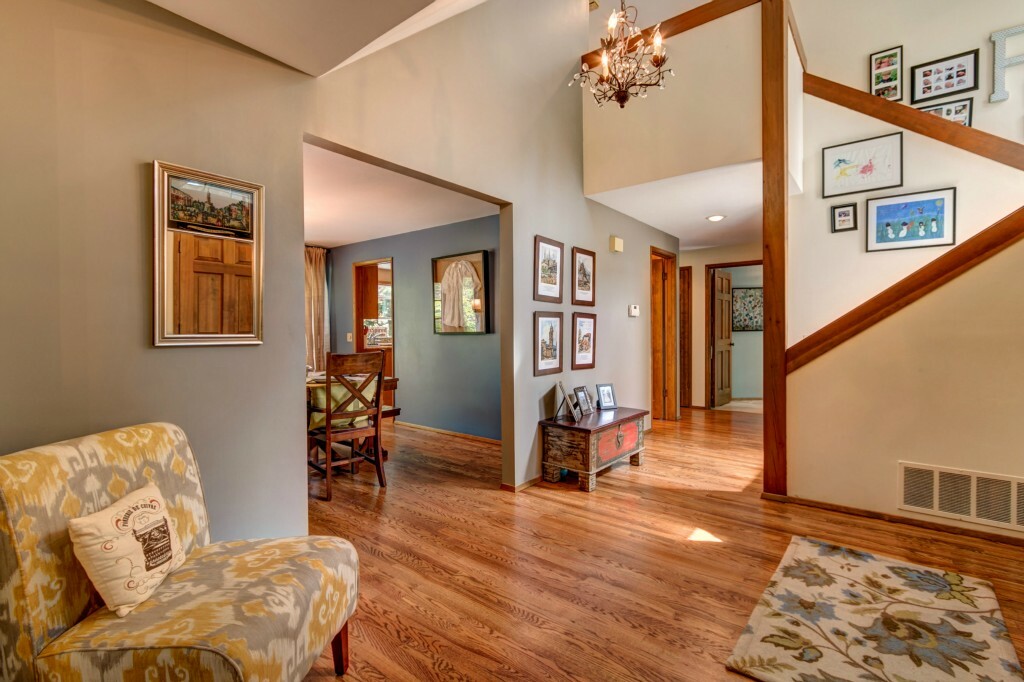 Property Photo:  20850 NE 26th Place  WA 98074 
