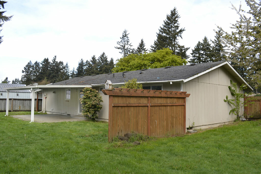 Property Photo:  12521 107th Av Ct E  WA 98374 