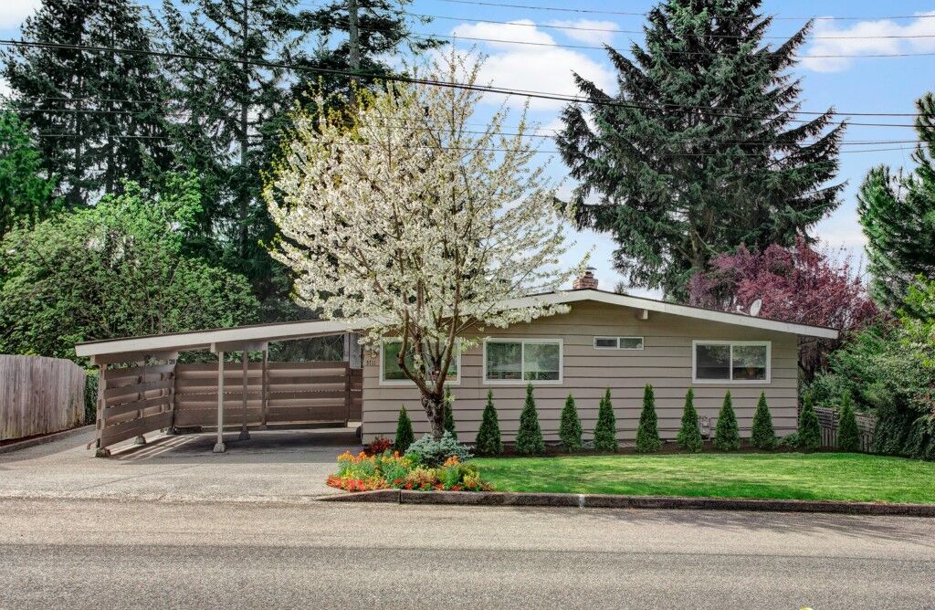 Property Photo:  3711 140th Ave SE  WA 98006 