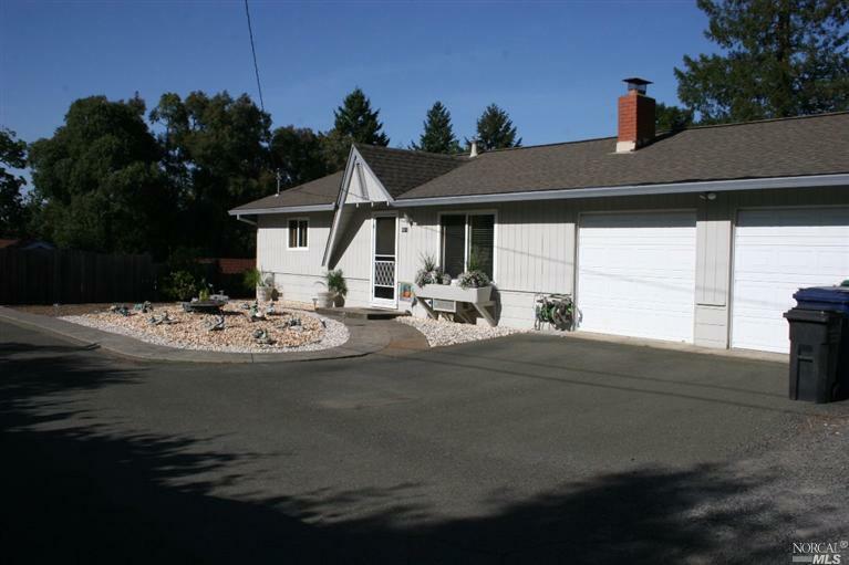 Property Photo:  1011 Pearl Court  CA 95472 