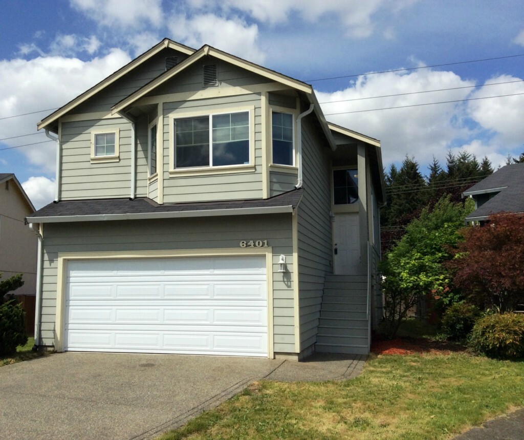 Property Photo: 6401 E Roosevelt Ave WA 98404