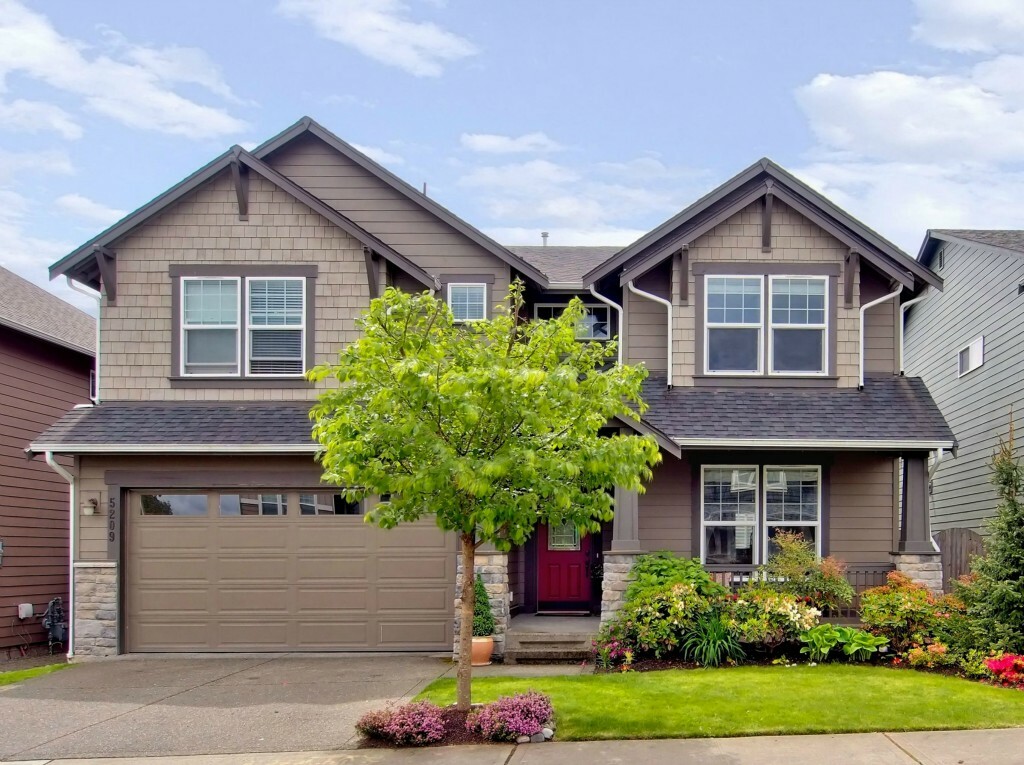 Property Photo:  5209 NE 7th Place  WA 98059 