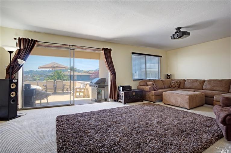 Property Photo: 50 Sonoma Street 17 CA 94901