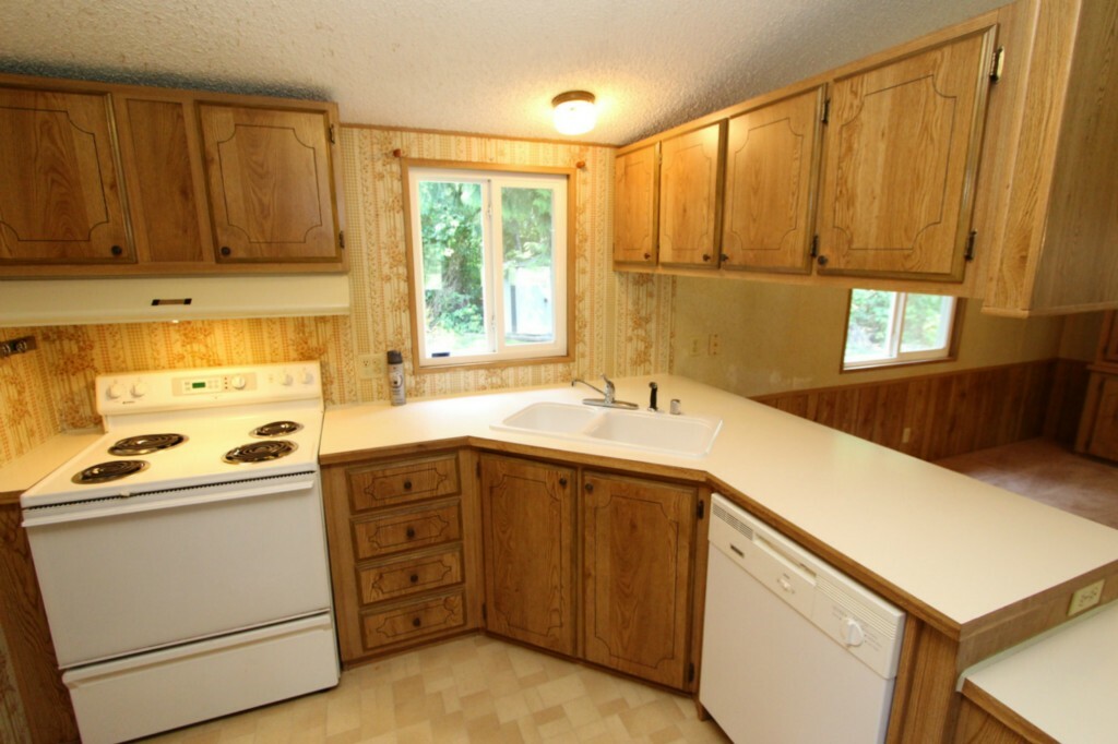 Property Photo: 1342 Pilchuck Dr WA 98282