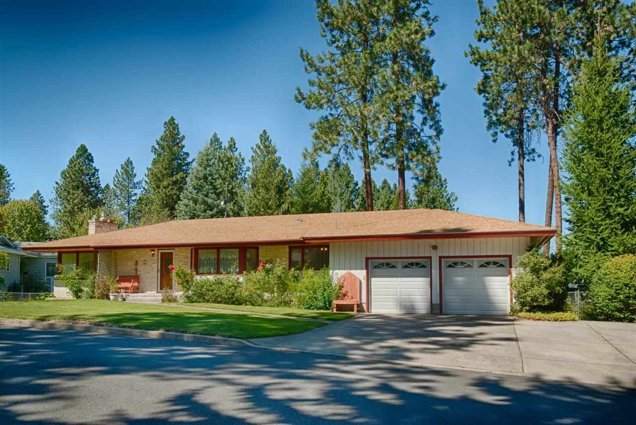 Property Photo: 1010 W Briar Cliff Dr WA 99218