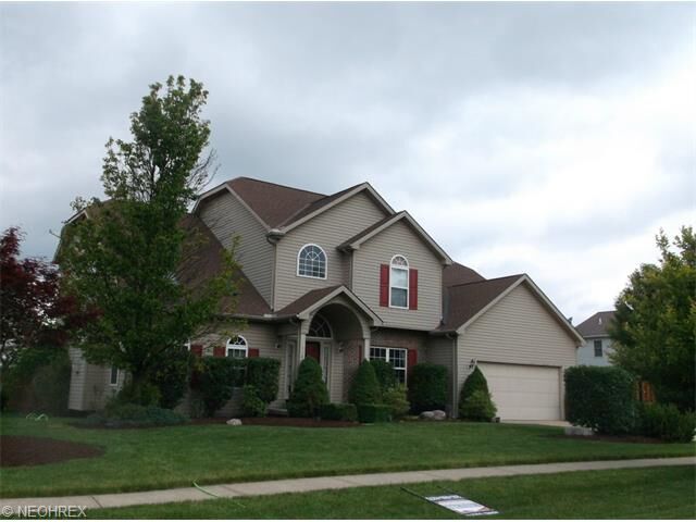 Property Photo: 11030 Woodrun Drive OH 44136