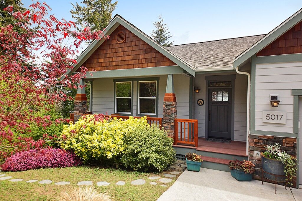 Property Photo: 5017 Bradshaw Rd WA 98249