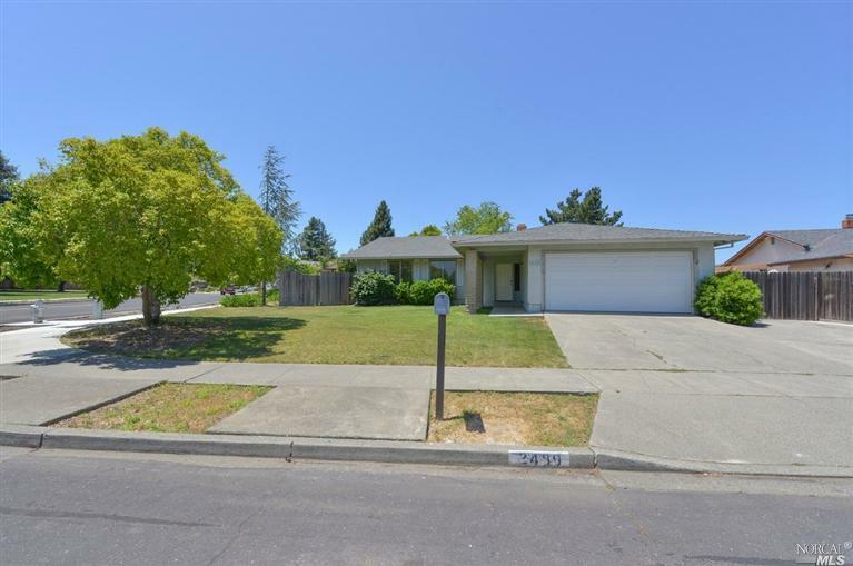 Property Photo:  2480 Flora Street  CA 94558 