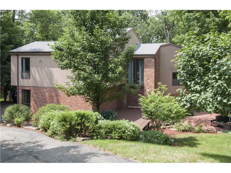 Property Photo:  4011 Letort Lane  PA 15101 