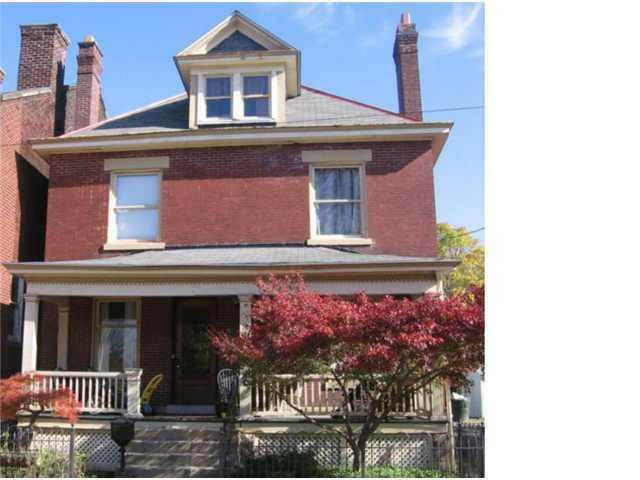 Property Photo: 1216 Dennison Avenue OH 43201