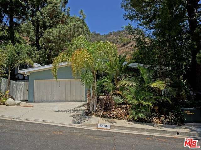 Property Photo:  17131 Clemons Dr  CA 91436 