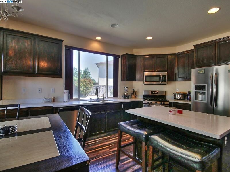 Property Photo:  4156 Mattole Rd  CA 94531-9102 