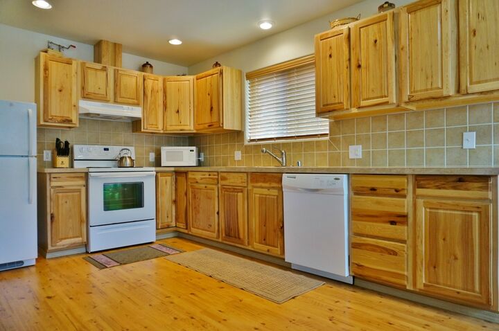 Property Photo: 10426 Croft St S WA 98444