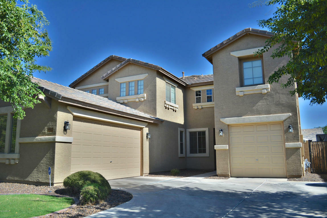 Property Photo:  14517 W Desert Hills Drive  AZ 85379 