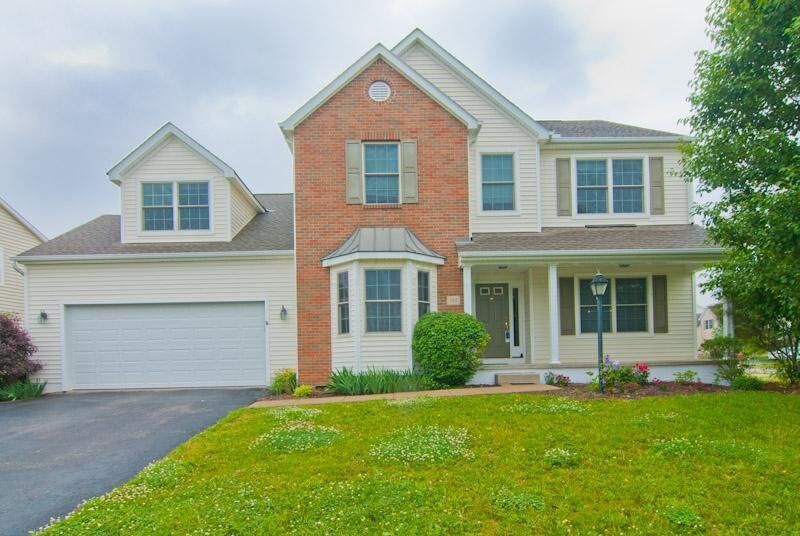 Property Photo:  102 Longleaf Street  OH 43147