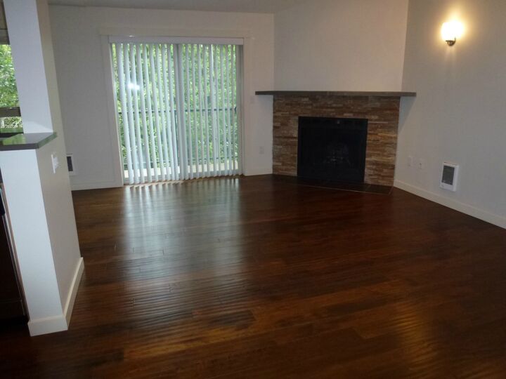 Property Photo:  15152 NE 82 Street 303  WA 98052 