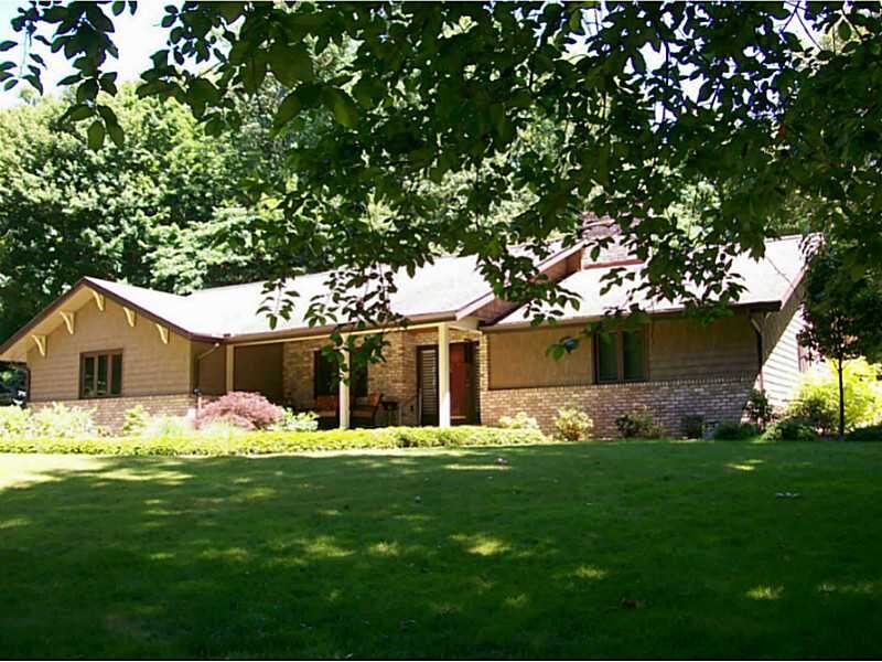 Property Photo: 3607 Tanager Drive PA 16506