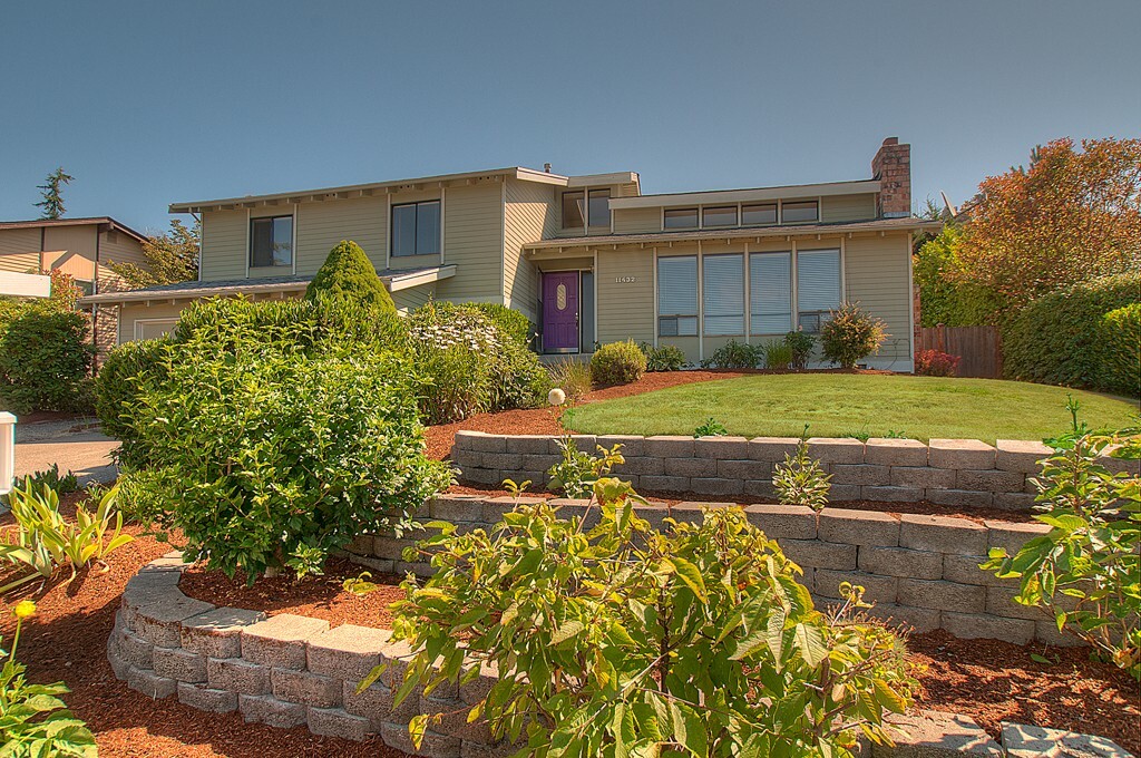 Property Photo: 11432 81st Ave NE WA 98034