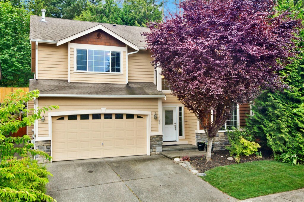 Property Photo: 18627 13th Dr SE WA 98012