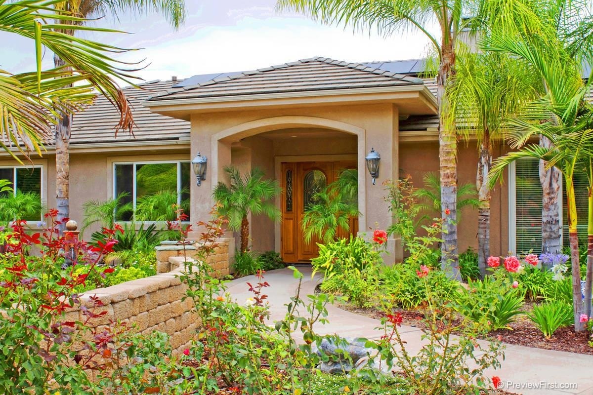 Property Photo: 30411 Dendy Sky Lane CA 92082