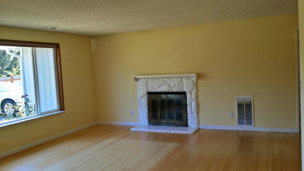 Property Photo: 27216 42nd Place S WA 98001