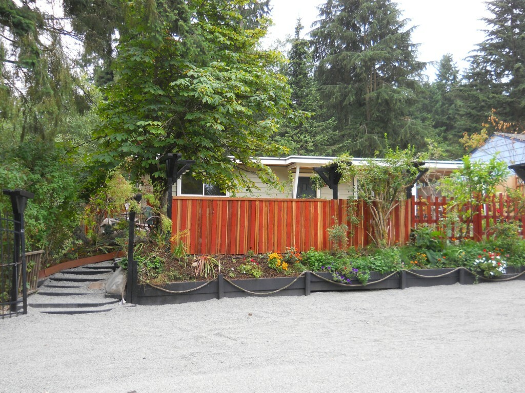 Property Photo:  1551 NE 166 St  WA 98155 