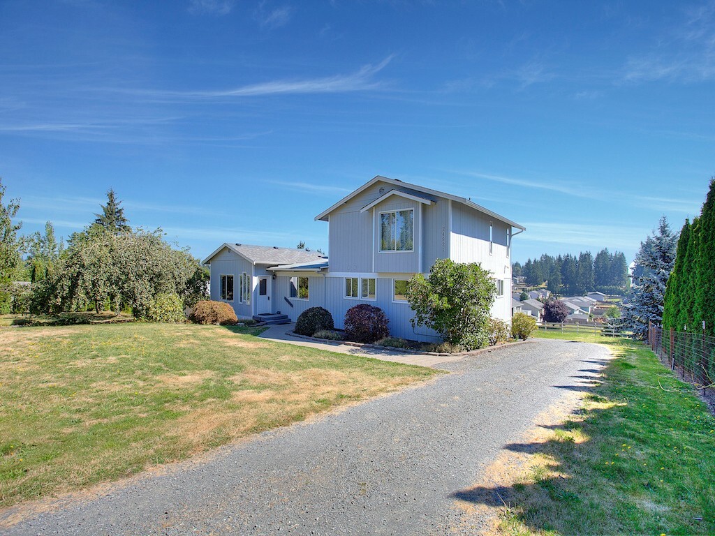 Property Photo:  24921 Meridian E  WA 98338 