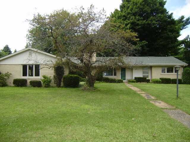 Property Photo: 6216 Raymond Court PA 16505