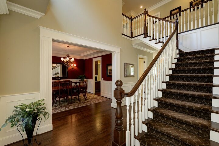 Property Photo: 10819 SE 25th Place WA 98004