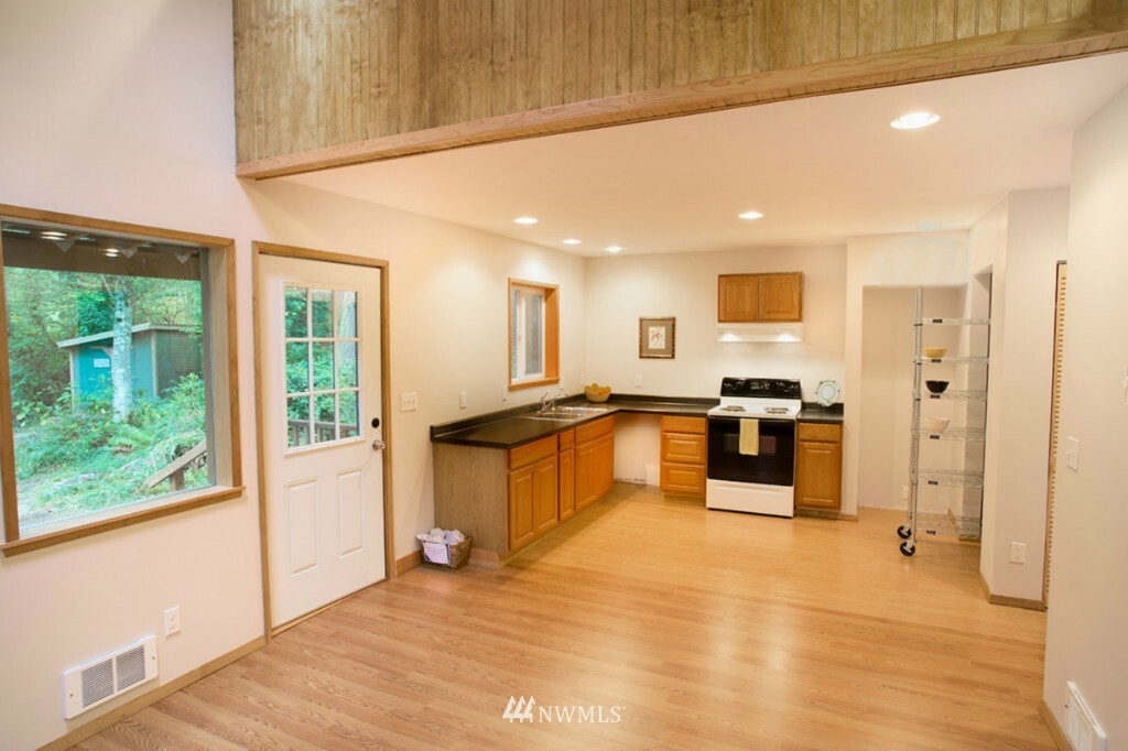 Property Photo:  4024 Rachel Road  WA 98236 