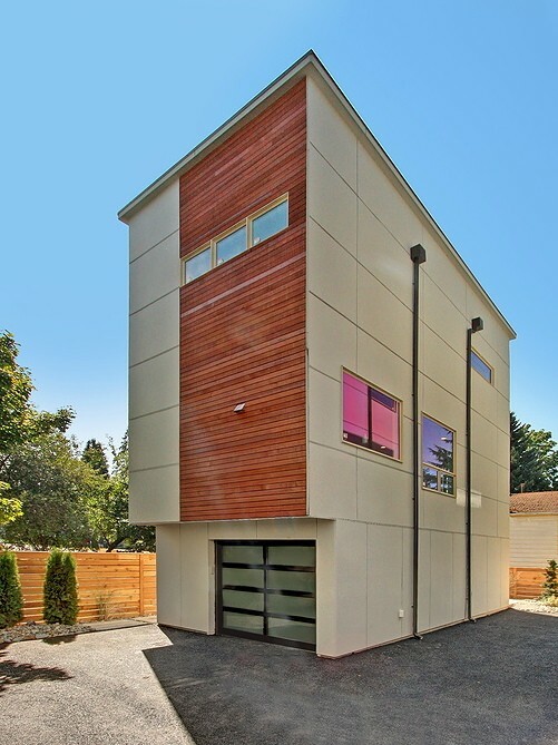 Property Photo: 9609A Roosevelt Wy NE WA 98115