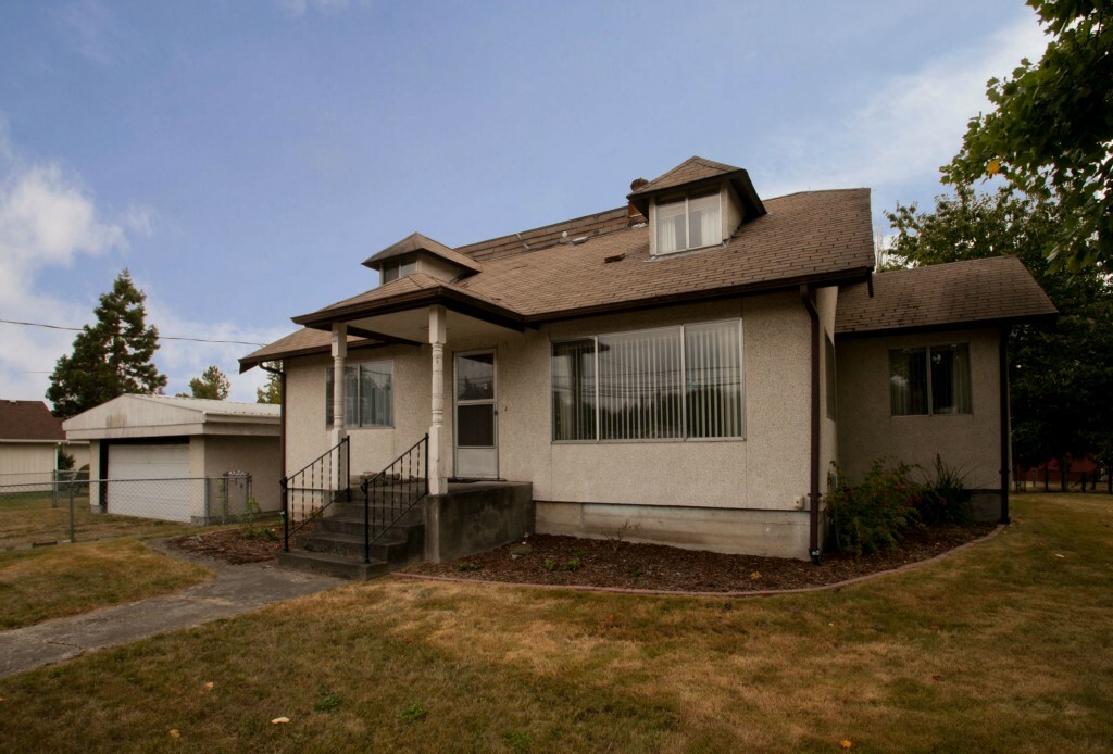 Property Photo:  8917 Canyon Rd E  WA 98371 