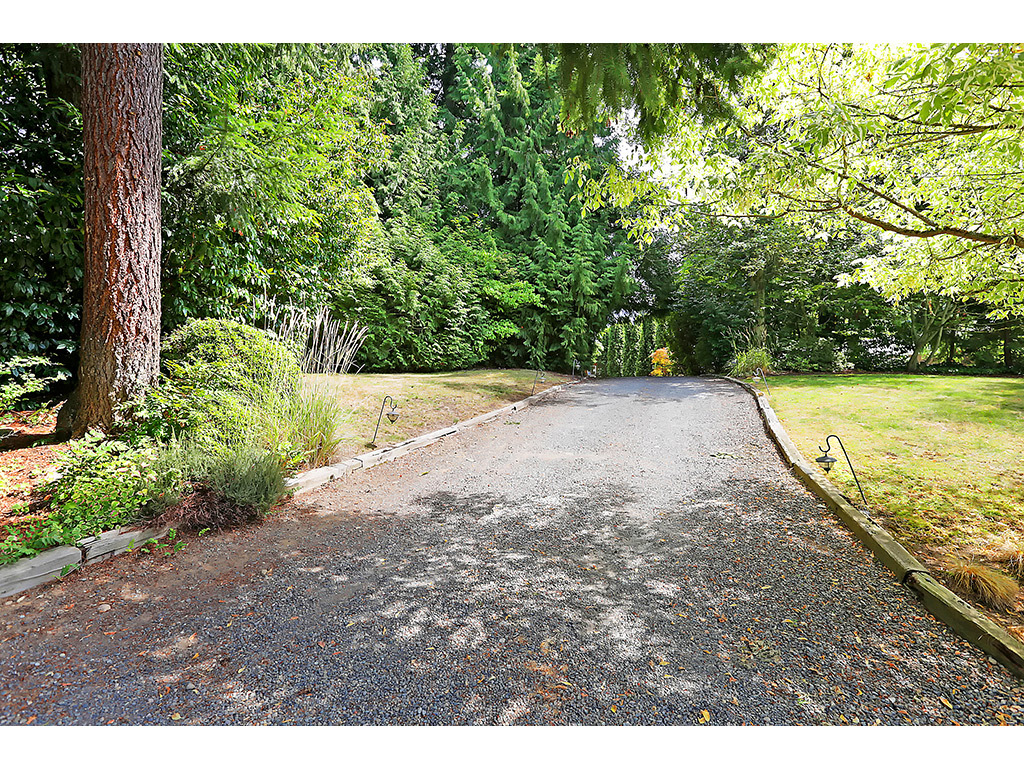 Property Photo: 23819 Brier Rd WA 98036