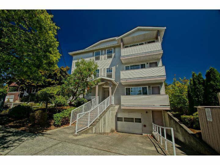 Property Photo: 906 N 96th St 301 WA 98103