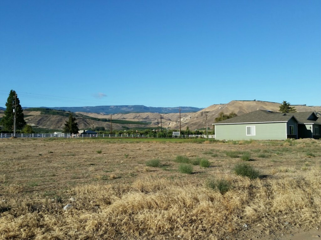 Property Photo: 2976 Martin Place WA 98802